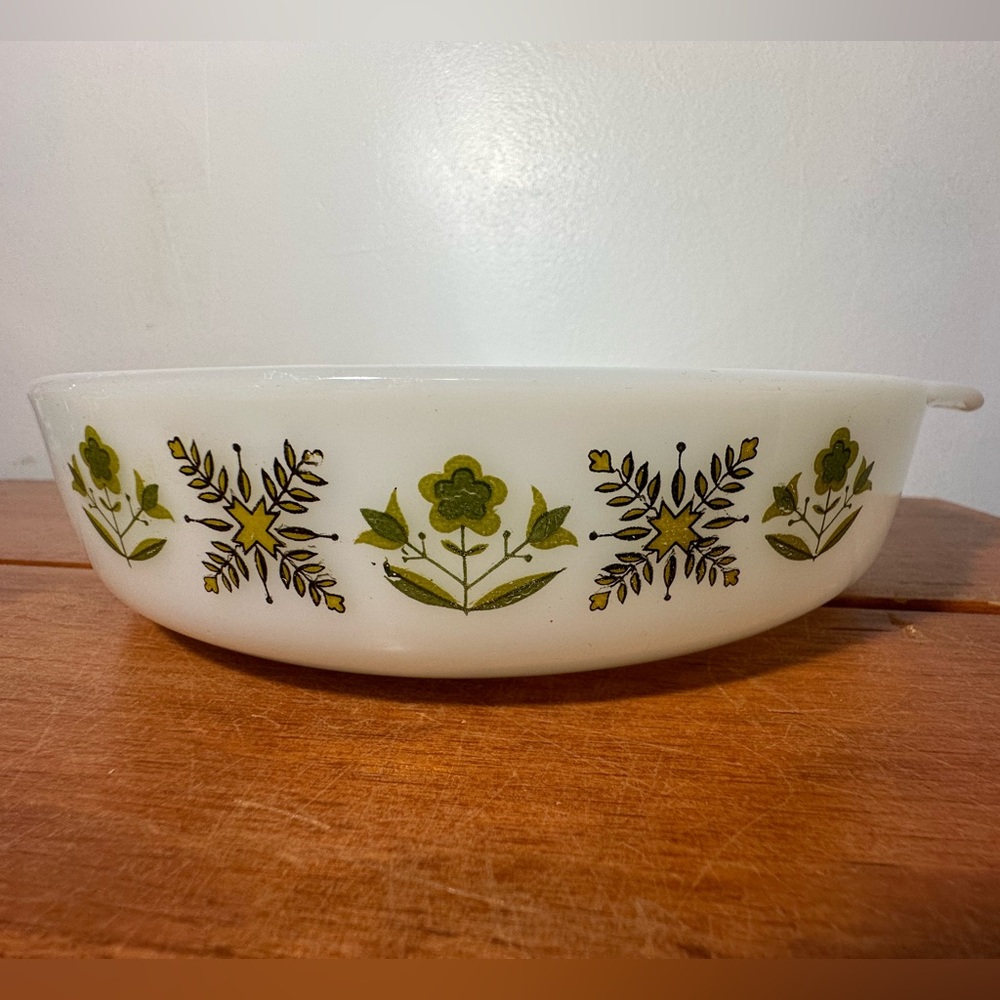 Anchor Hocking Fire King 429 Milk Glass Green Meadow 9" Casserole Dish Baking